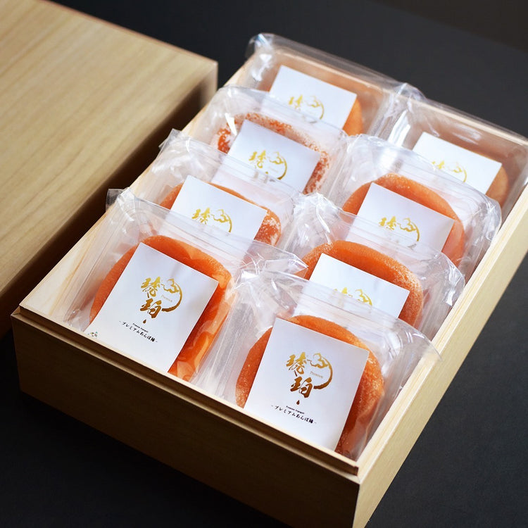 【プレミアムあんぽ柿　”琥珀”　】＜贈答用に最適！＞（秀品）大サイズ６or８個木箱入風呂敷包み